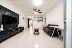 Blk 245 Tampines Street 21 (Tampines), HDB Executive #563352581